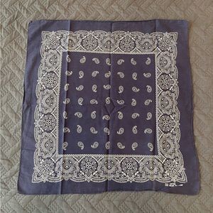 Bandana scarf